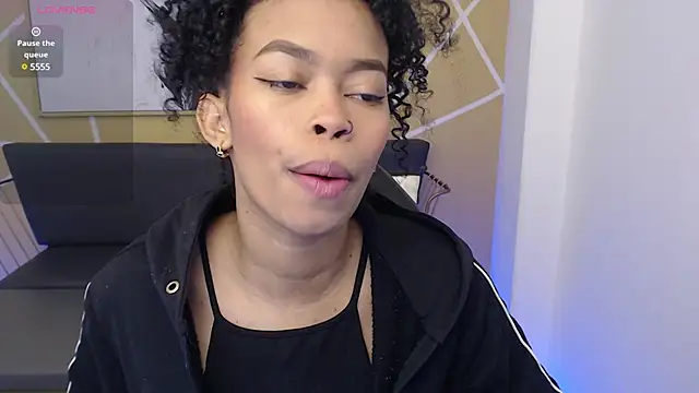 Shenna brunette  online show from 03/07/25, 01:07