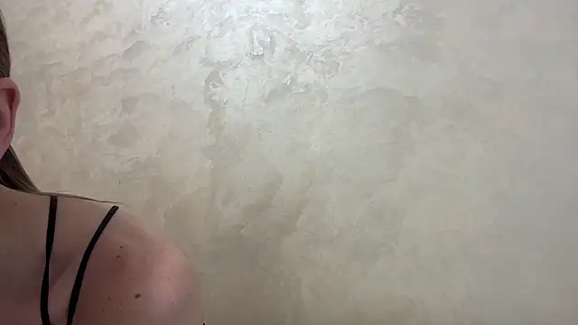 CaitlinaJayne23 online show from 04/05/26, 03:58