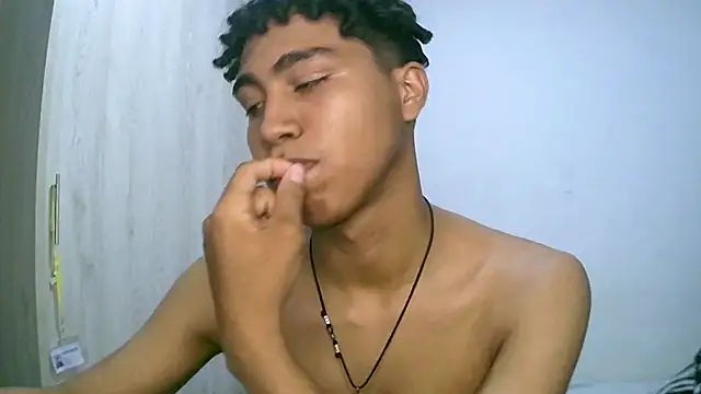 sexy diamante  online show from 11/05/25, 12:10