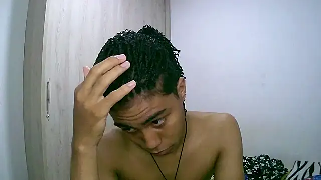 sexy diamante  online show from 11/18/25, 01:55