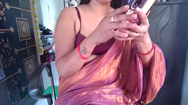 sexy-honey09 online show from 03/25/26, 07:36