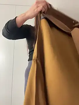 Snapshot of brazilianbbinuk chatting on 02/17/26, 04:46 brazilianbbinuk online show from 02/17/26, 04:46