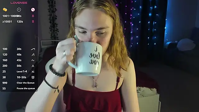 ReddHotPipper online show from 02/14/25, 01:02