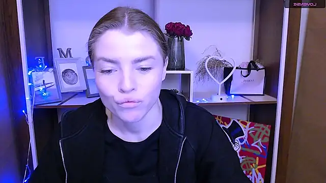 MissOliviaa  online show from 01/13/25, 08:05