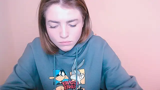 MissOliviaa  online show from 01/15/25, 11:43