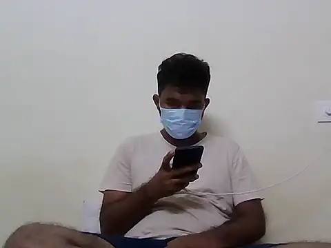 nick05inch online show from 10/26/25, 01:17