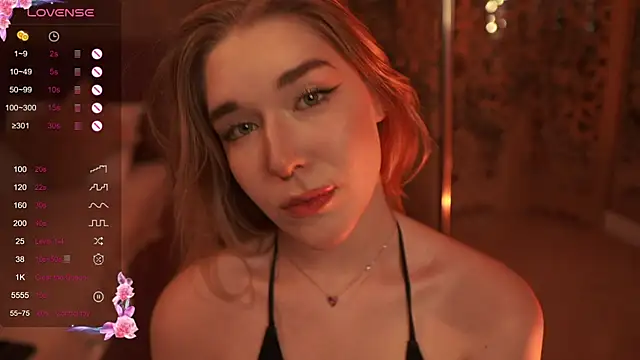 Smiley Mia online show from 09/11/25, 07:30