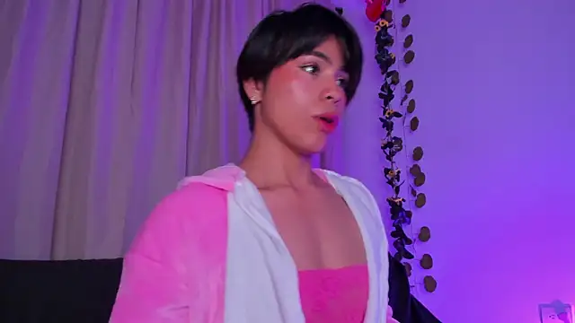 Little michell online show from 10/11/25, 03:39