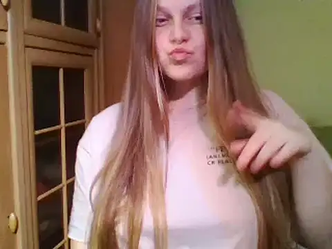 Evasapples online show from 01/25/25, 03:09