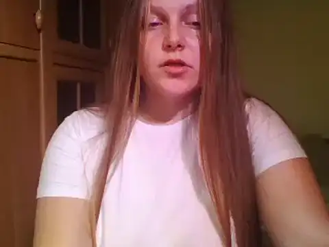 Evasapples online show from 02/02/25, 02:02