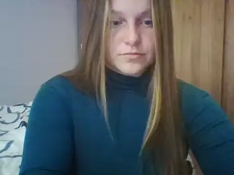 Evasapples online show from 02/23/25, 11:11