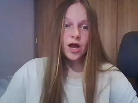 Evasapples online show from 03/05/25, 10:32