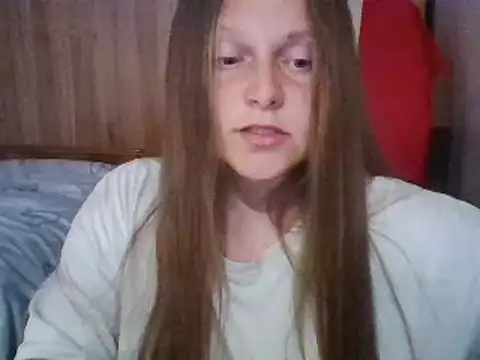 Evasapples online show from 03/13/25, 10:32