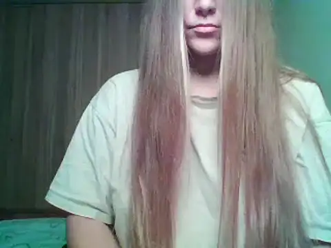 Evasapples online show from 10/23/25, 09:57