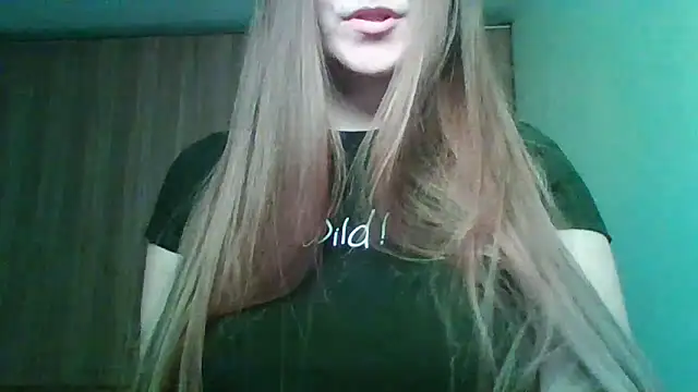 Evasapples online show from 05/06/26, 01:49