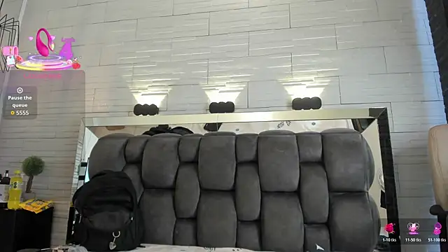 dorothy vegga online show from 11/14/25, 04:33