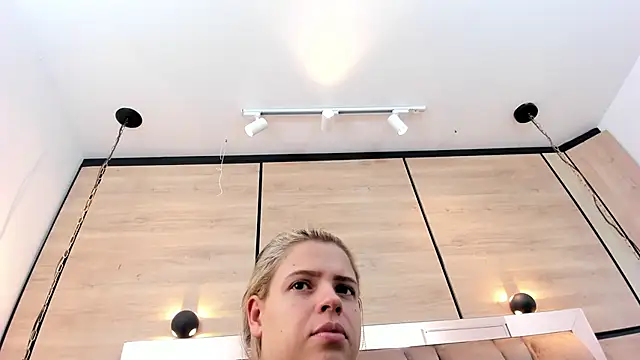 dorothy vegga online show from 04/06/26, 05:19