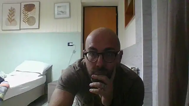 darione 90 online show from 02/19/25, 04:55