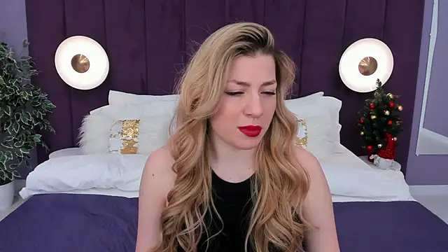 HelenaMorgan online show from 01/05/25, 06:45