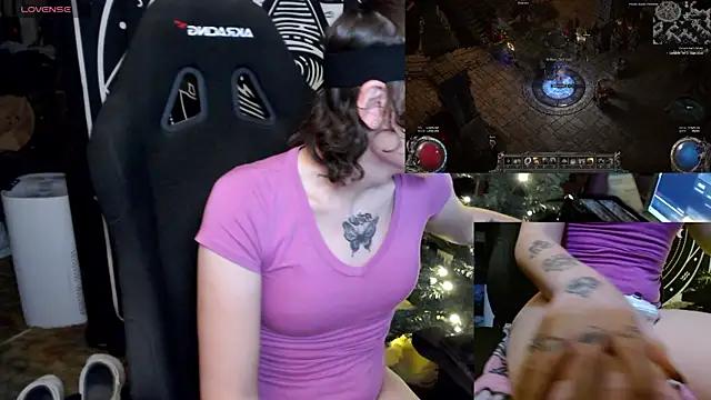 Snapshot of BrandiWRLD_999 chatting on 01/06/25, 07:35 BrandiWRLD 999 online show from 01/06/25, 07:35