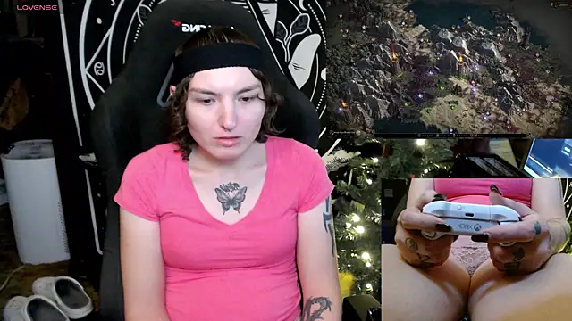 Snapshot of BrandiWRLD_999 chatting on 01/08/25, 12:28 BrandiWRLD 999 online show from 01/08/25, 12:28