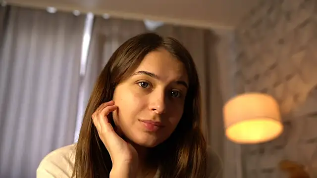 elisa moon online show from 05/25/26, 10:54