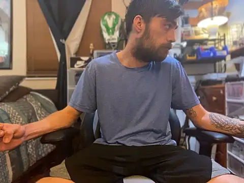 slutty guy12 online show from 02/01/25, 02:16