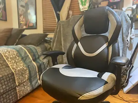 slutty guy12 online show from 02/02/25, 11:53