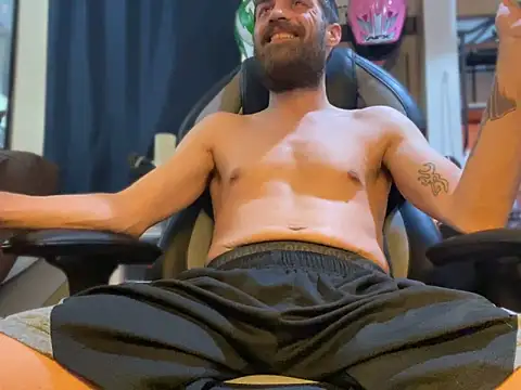 slutty guy12 online show from 03/18/25, 10:26