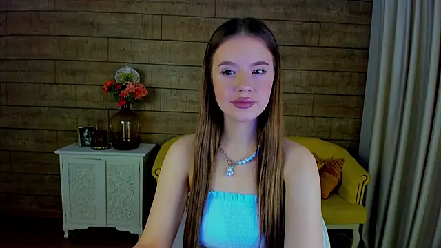 MilanaBalmain online show from 01/22/25, 04:23