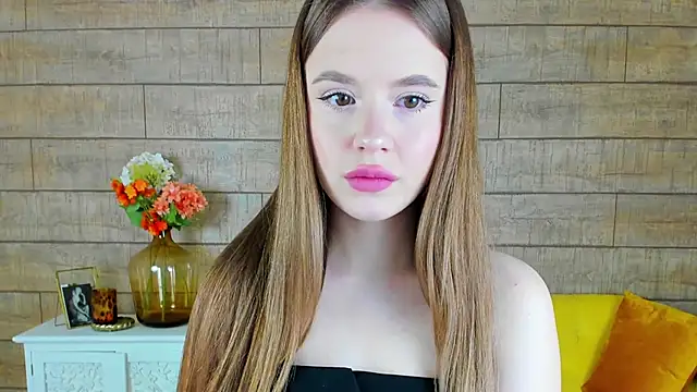 MilanaBalmain online show from 02/01/25, 04:24