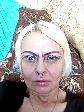 Gardener of Illusions online show from 02/05/25, 02:51