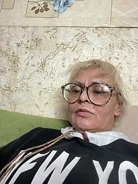 Gardener of Illusions online show from 03/07/25, 04:02