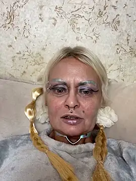 Gardener of Illusions online show from 09/21/25, 09:49