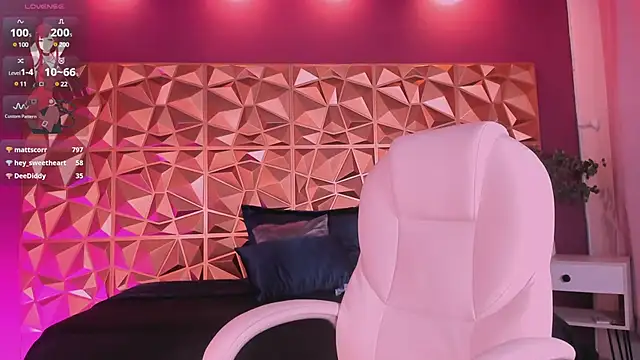 keendaall online show from 02/14/25, 07:44