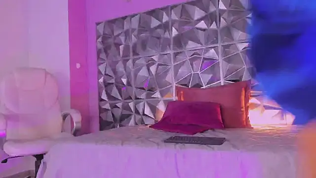 keendaall online show from 03/12/25, 06:55