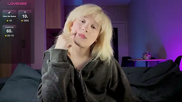 Snapshot of Gregory_Byyrd chatting on 10/09/25, 08:18 Gregory Byyrd online show from 10/09/25, 08:18