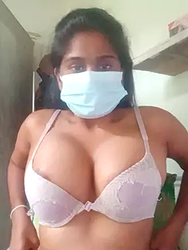 Snapshot of Zaraangle chatting on 02/17/25, 06:20 Zaraangle online show from 02/17/25, 06:20