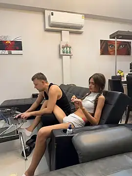 dreamgirls100 online show from 12/31/24, 12:46