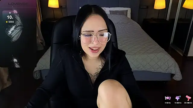 baby  kim online show from 02/14/25, 08:15