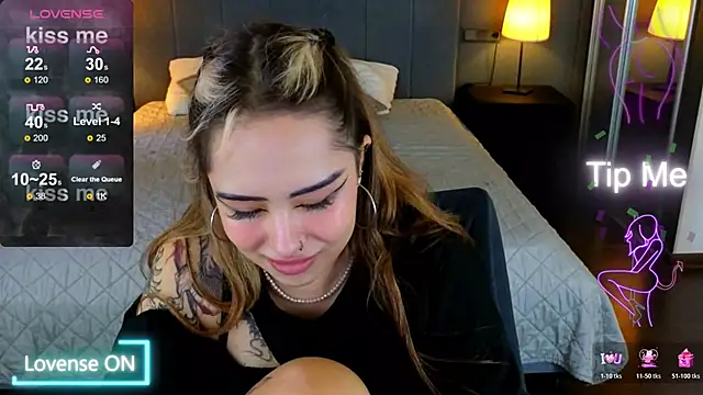 baby  kim online show from 11/04/25, 10:14