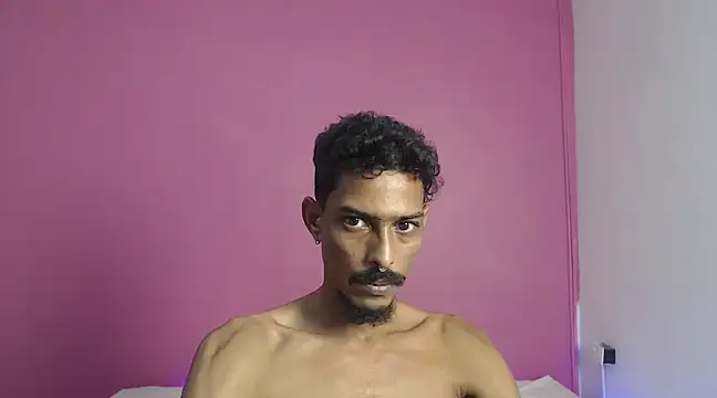 Snapshot of Albertwd420 chatting on 02/09/25, 01:22 Albertwd420 online show from 02/09/25, 01:22