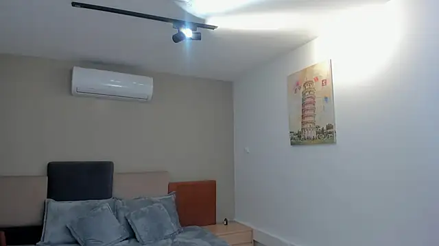 estrella bigboobs14 online show from 03/10/25, 03:30