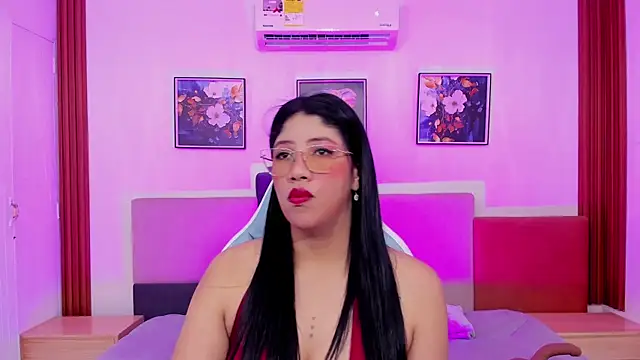 estrella bigboobs14 online show from 01/08/26, 10:39