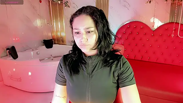 sexyy kitty18 online show from 06/09/26, 07:25