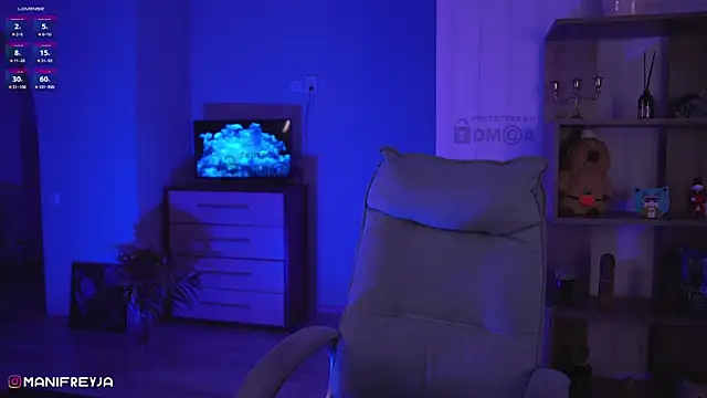 ManiFreyja online show from 12/13/24, 10:55