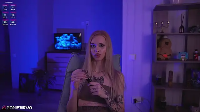 ManiFreyja online show from 12/14/24, 02:01