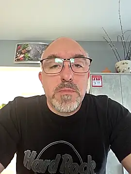 Crosss-23cm online show from 04/17/26, 07:22