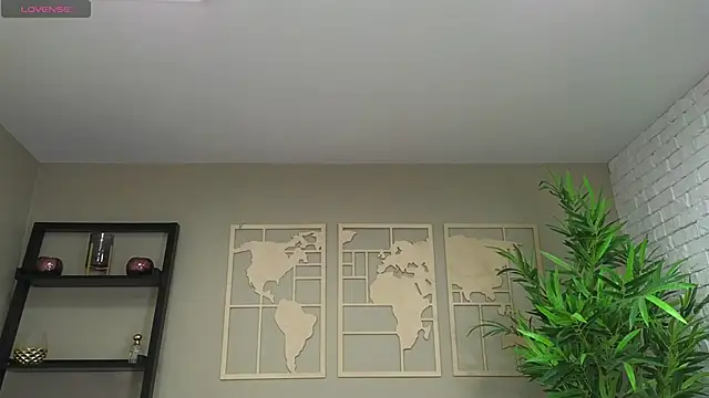 LadyLeea online show from 02/11/25, 05:26