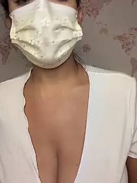 shanelle0 online show from 09/25/25, 08:23